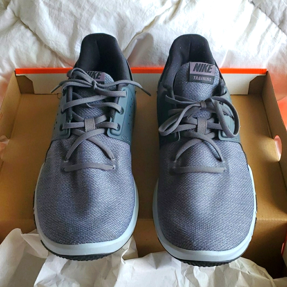 NIKE flex control